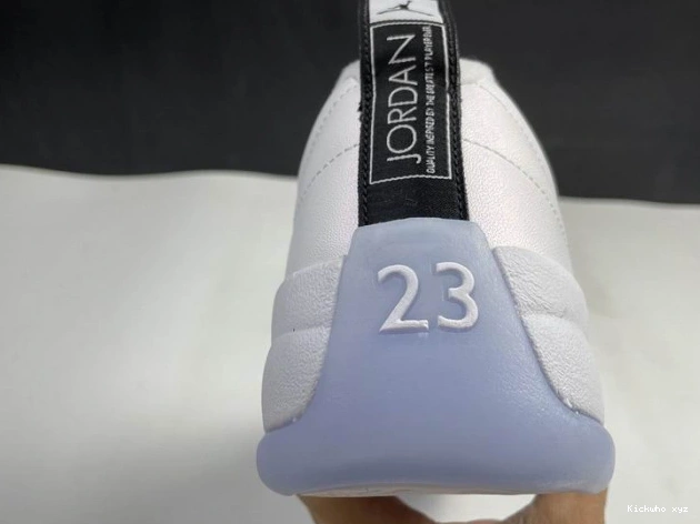 DB0733-190 12 RETRO EASTER AIR JORDAN LOW (2021) 0821